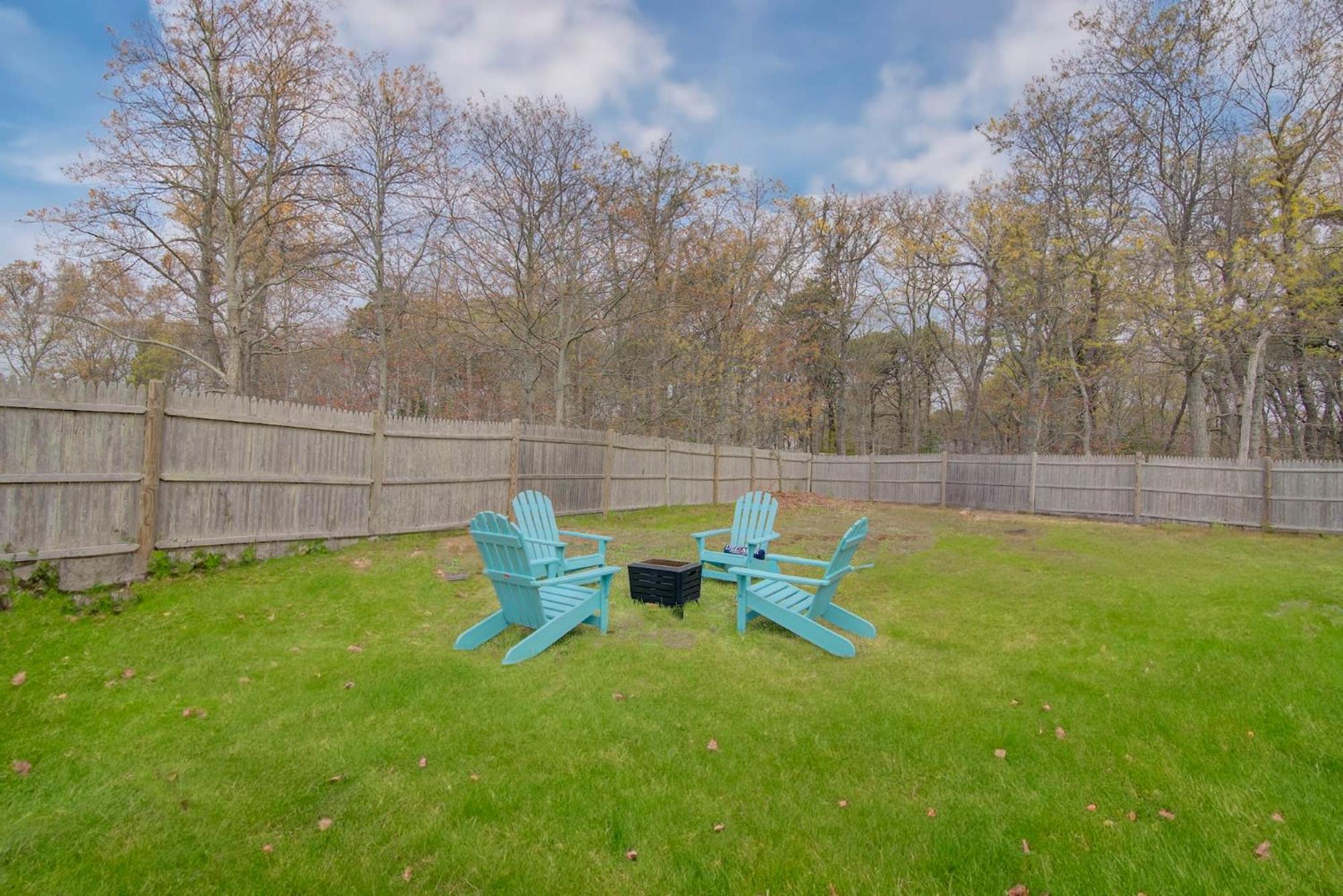 Fully Fenced Yard And Minutes To Bayside Beaches Eastham Exterior foto